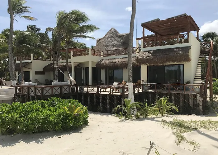 Hotel Playaakun *